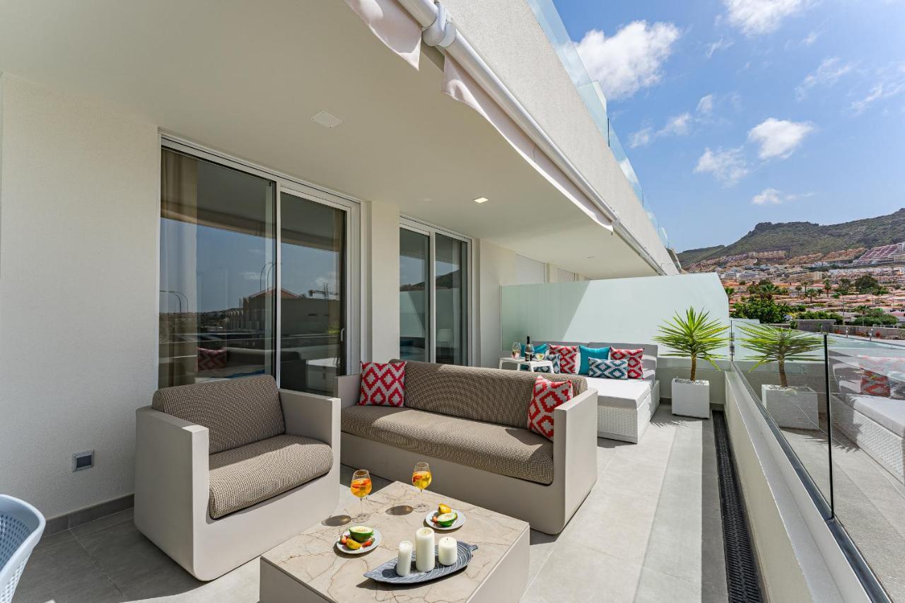 Modern New Apartment Las Terrazas De Costa Adeje. Heated Pool, Big Terrace And Private Parking Bagian luar foto