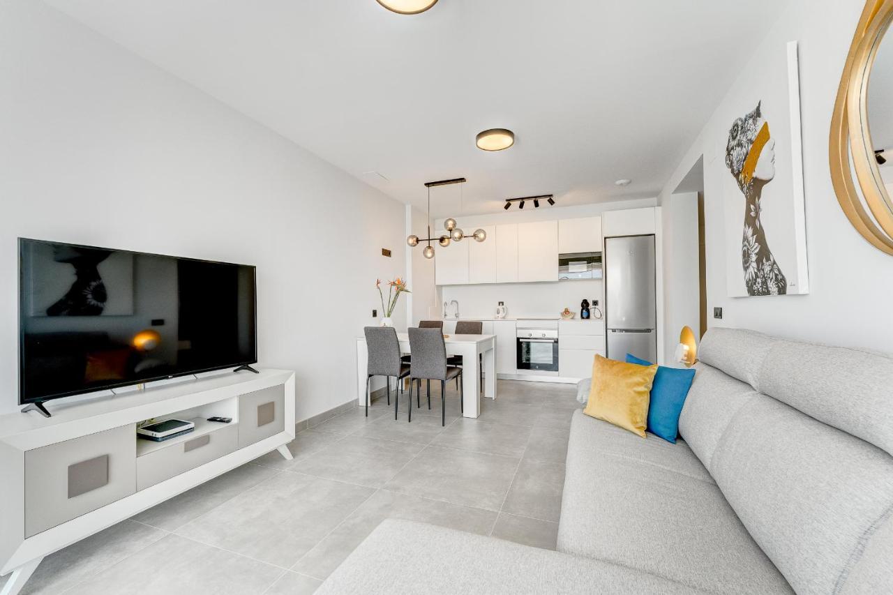 Modern New Apartment Las Terrazas De Costa Adeje. Heated Pool, Big Terrace And Private Parking Bagian luar foto