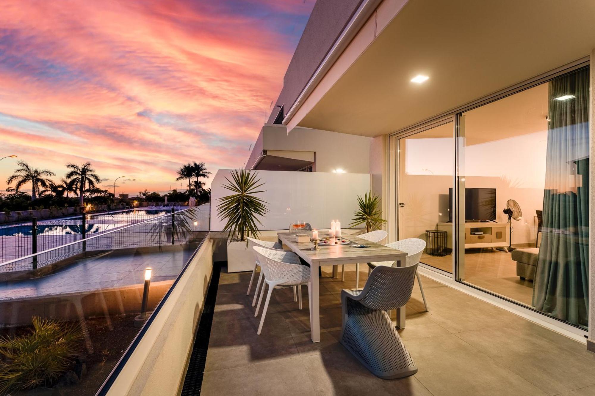 Modern New Apartment Las Terrazas De Costa Adeje. Heated Pool, Big Terrace And Private Parking Bagian luar foto