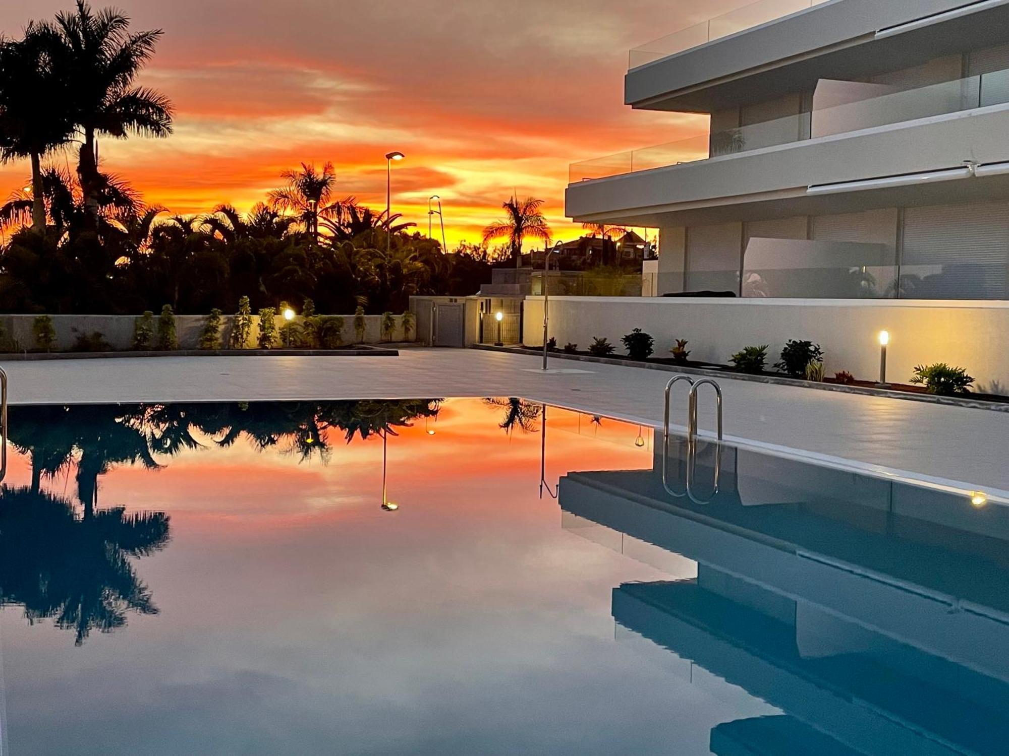 Modern New Apartment Las Terrazas De Costa Adeje. Heated Pool, Big Terrace And Private Parking Bagian luar foto